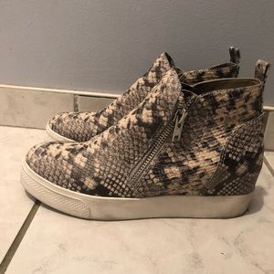 Steve Madden Sneaker heel